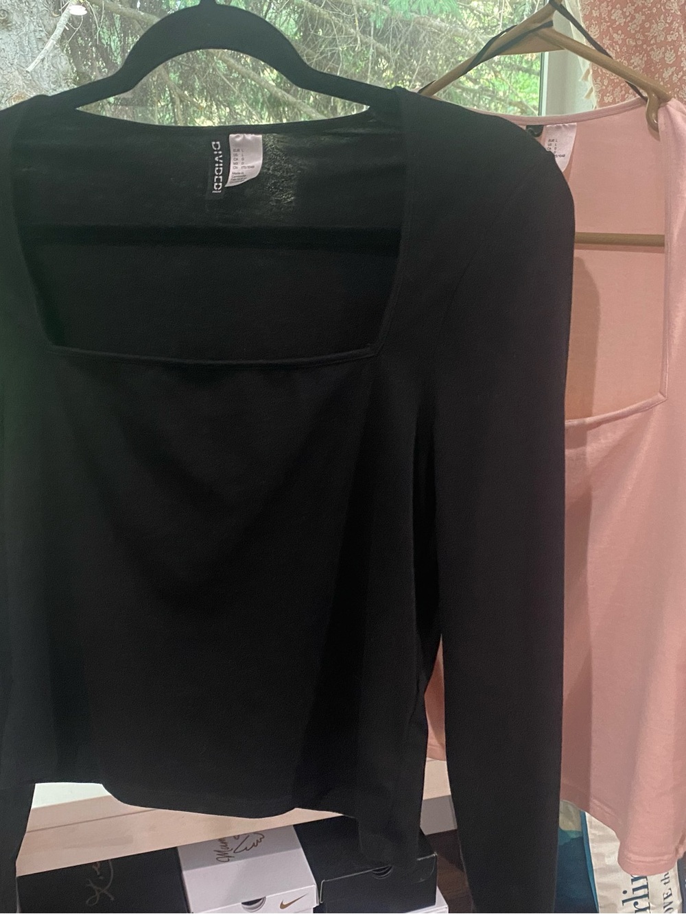 2 piece H&M Black and Pink Long Sleeve Square Neck Tops